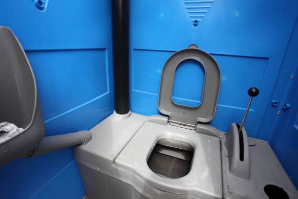 Best Portable restroom trailer rental  in Harlan, IN